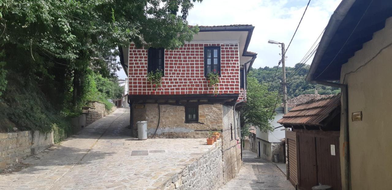 The Red Konak Villa Veliko Tarnovo Exterior photo