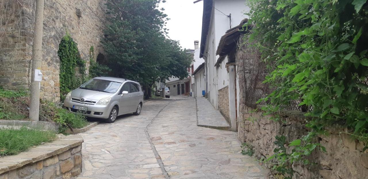 The Red Konak Villa Veliko Tarnovo Exterior photo