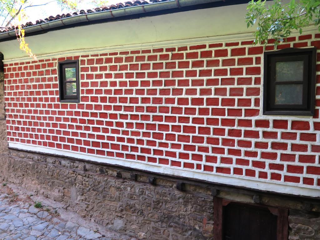 The Red Konak Villa Veliko Tarnovo Exterior photo