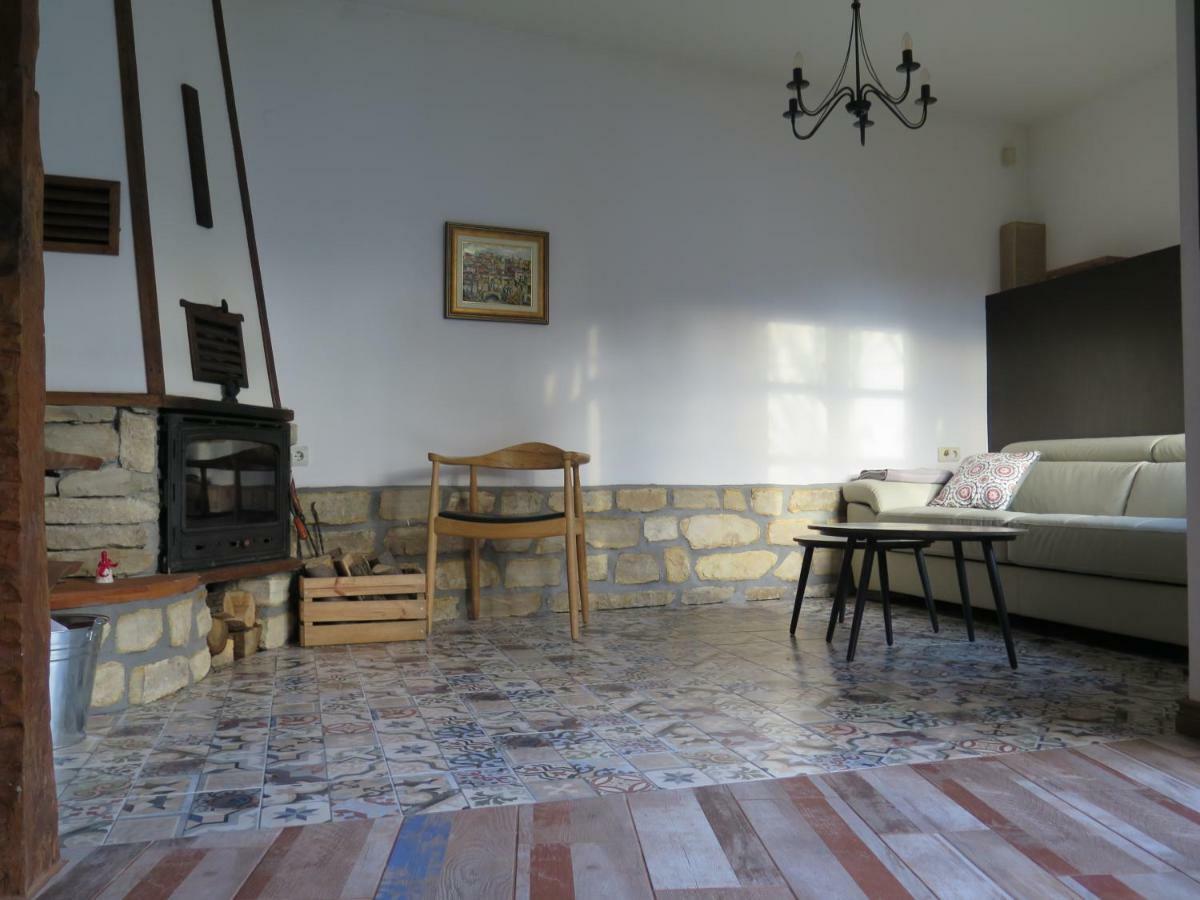 The Red Konak Villa Veliko Tarnovo Exterior photo